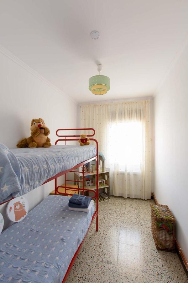 Apartaments La Pertusa 2O Corca  ภายนอก รูปภาพ
