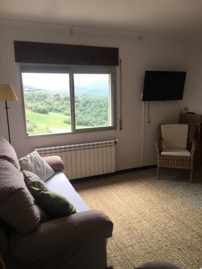 Apartaments La Pertusa 2O Corca  ภายนอก รูปภาพ
